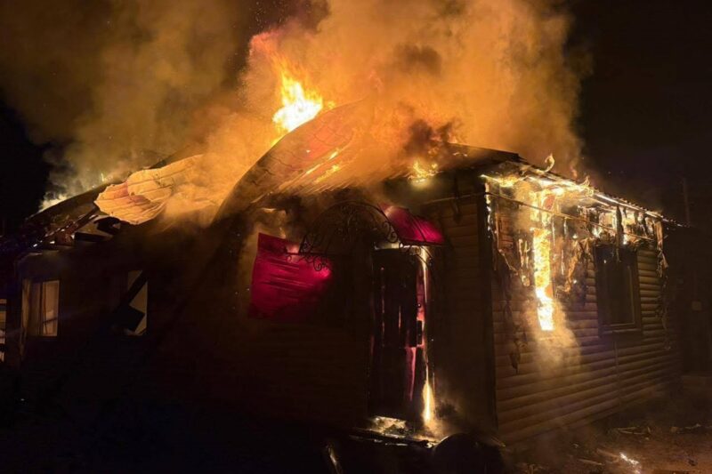 Новини України - Росіяни обстріляли енергоінфраструктуру Чернігова, виникла пожежа