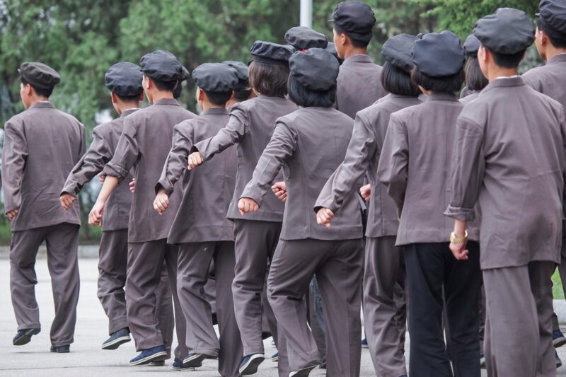 Російська мова стала обов’язковою для школярів КНДР