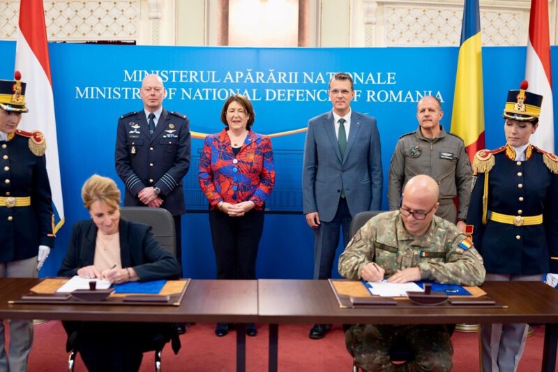 Новини світу - Румунія придбала у Нідерландів винищувачі F-16 за один євро