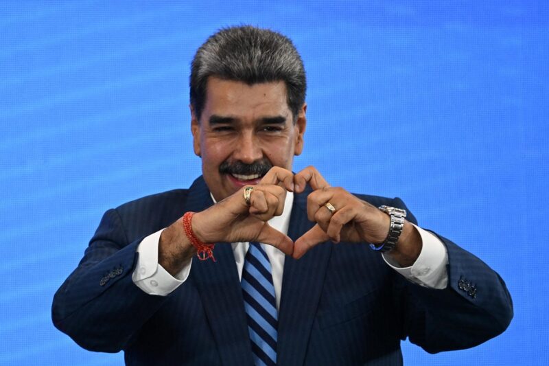 США допускають утечу Мадуро в Росію – ЗМІ