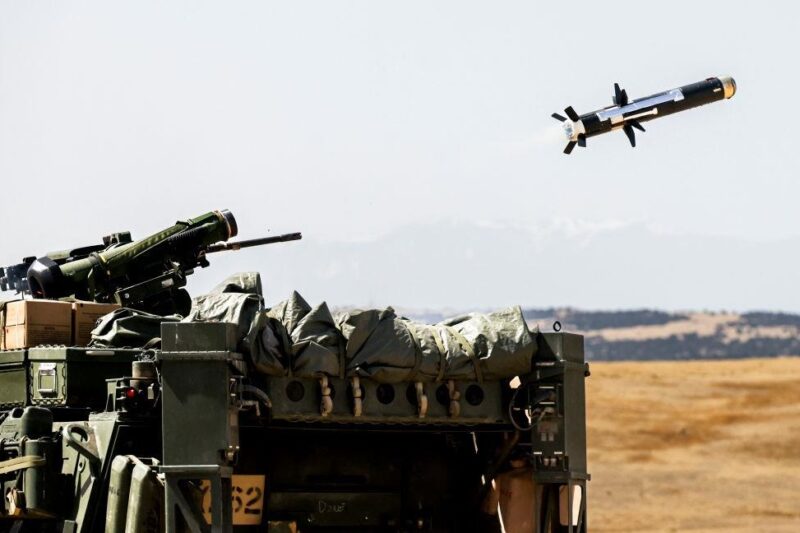 США схвалили продаж Індії ракет Javelin і боєприпасів Excalibur