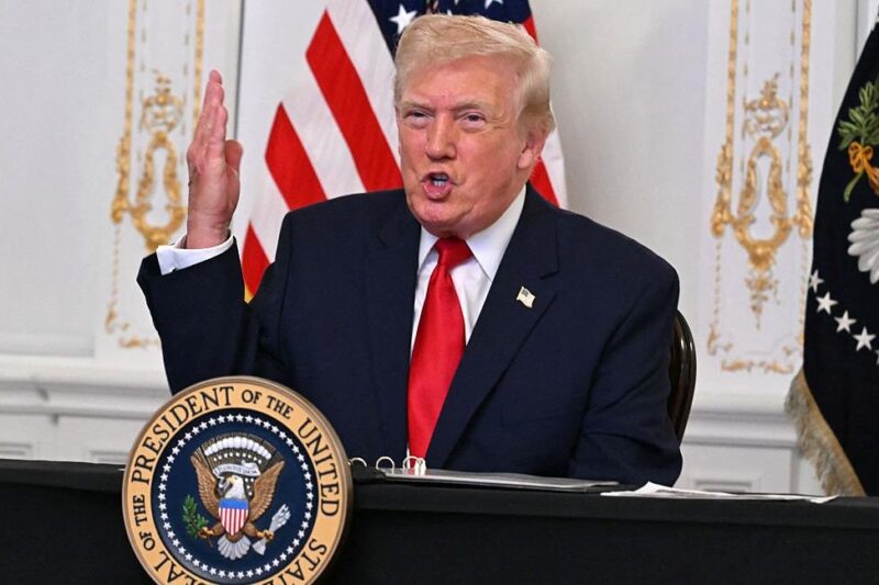 Трамп планує “назавжди” зупинити міграцію з усіх країн третього світу