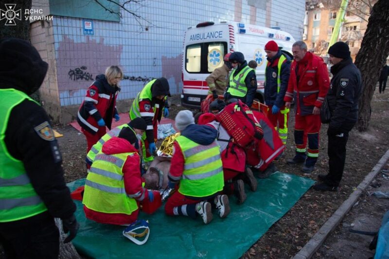 У Тернополі майже 100 поранених через атаку Росії