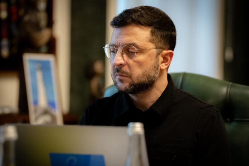 Україна буде не одна на переговорах зі США – Зеленський