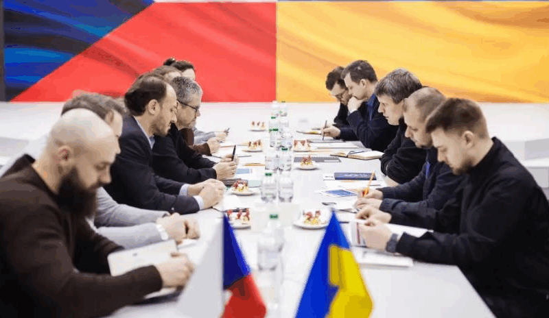 Україна та Чехія узгодили постачання артилерійських снарядів