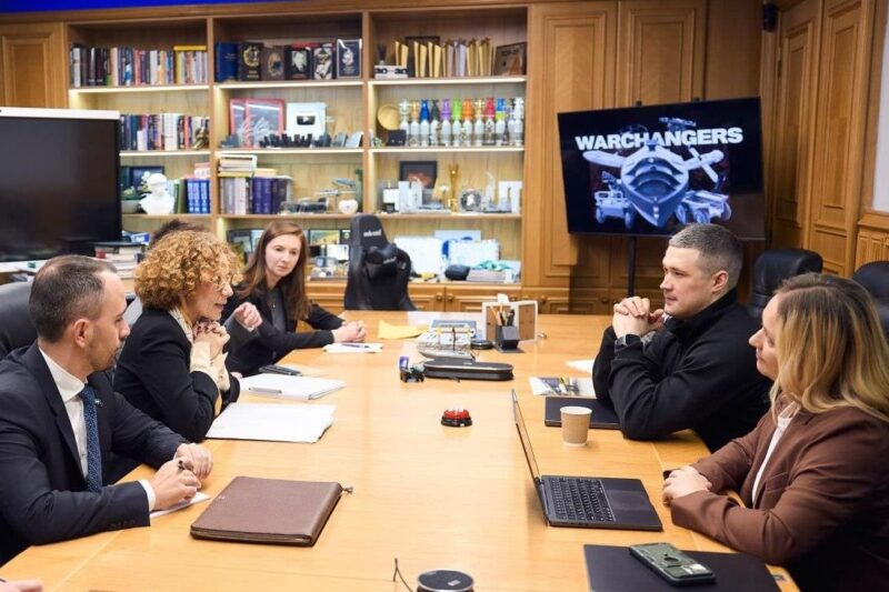 Україна й НАТО запускають спільну програму військових розробок