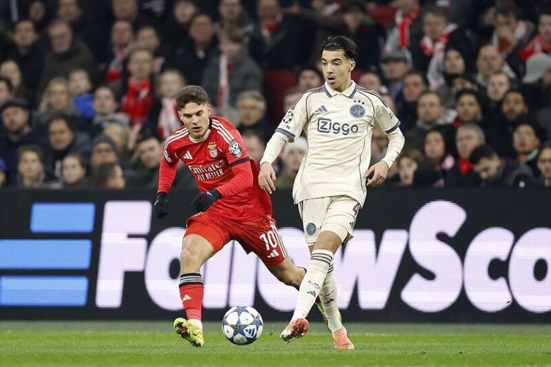 Українці Бенфіки отримали оцінки за матч з Аяксом