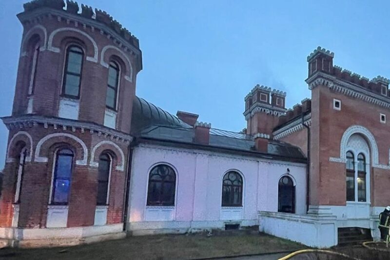 В Чернівцях чоловік з психічним розладом скоїв підпал у синагозі