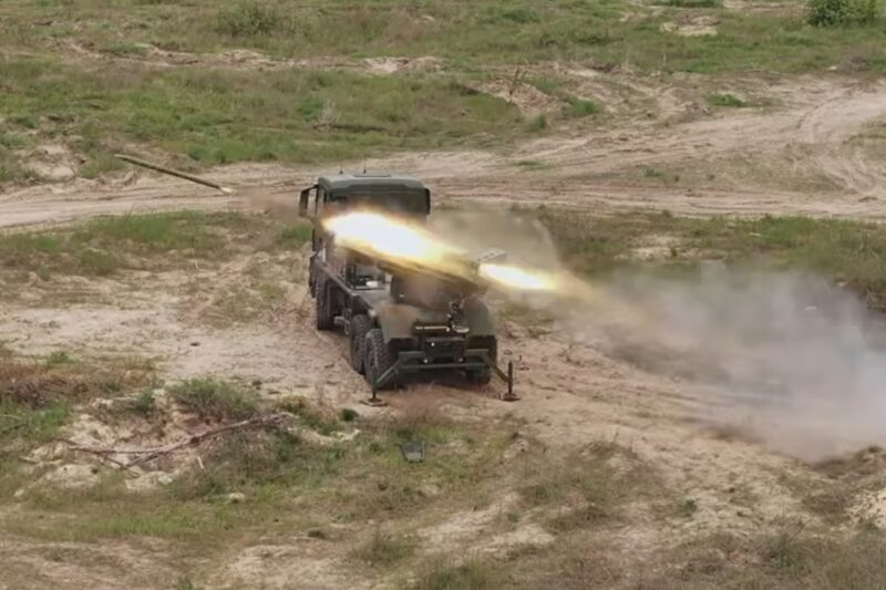 В НГУ провели випробування оновленої РСЗВ Град