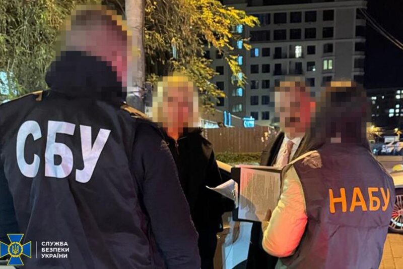 В Одесі суддю і адвоката затримали за хабарі