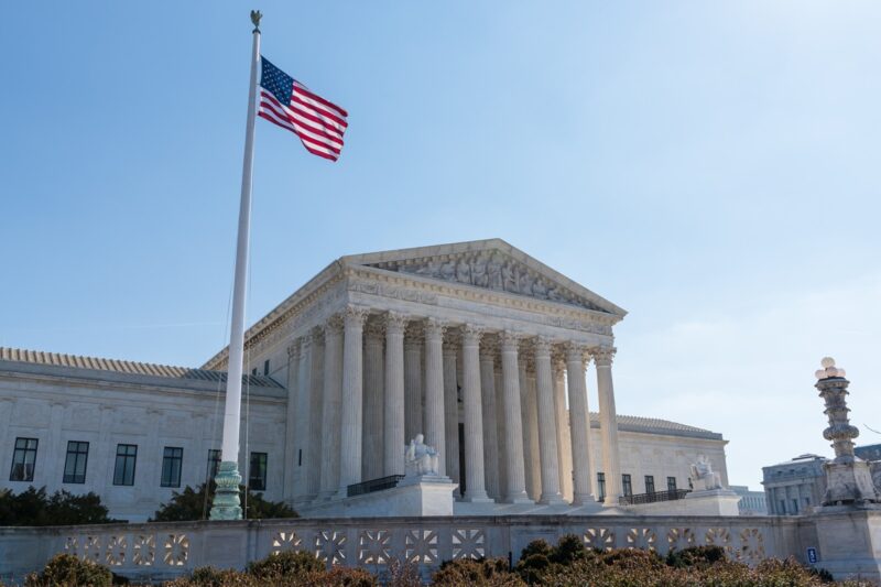 Верховний суд США заборонив третю стать у паспортах