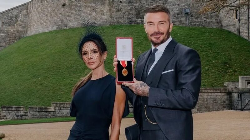 Вікторія Бекхем зворушливо привітала чоловіка після того, як він став сером