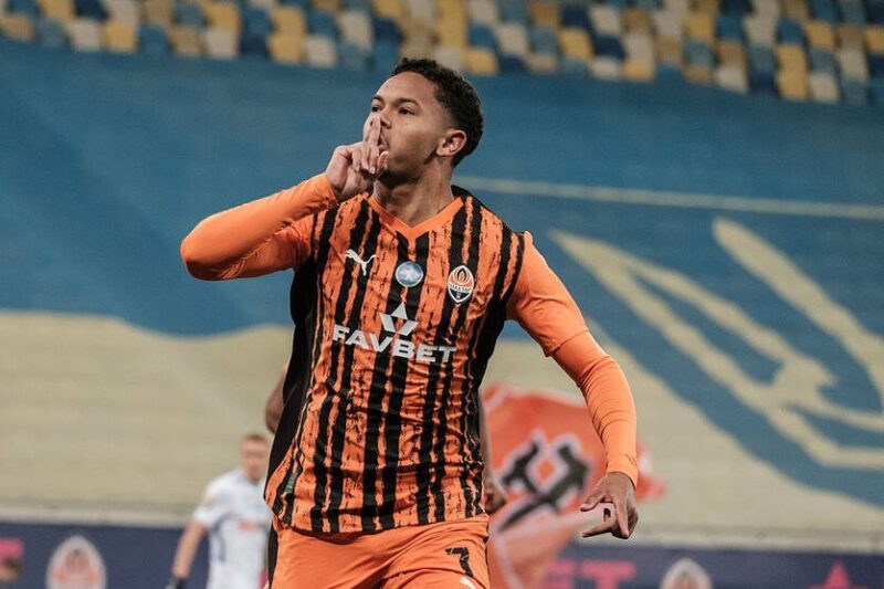 Європейські гранди розпочали полювання за зірковим футболістом Шахтаря