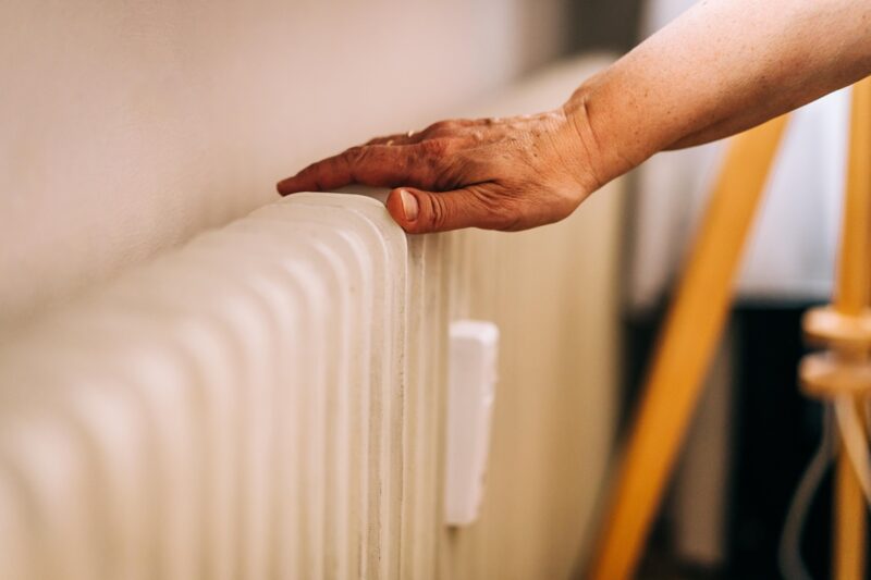 Жителям Змієва виставили платіжки за опалення, якого не було