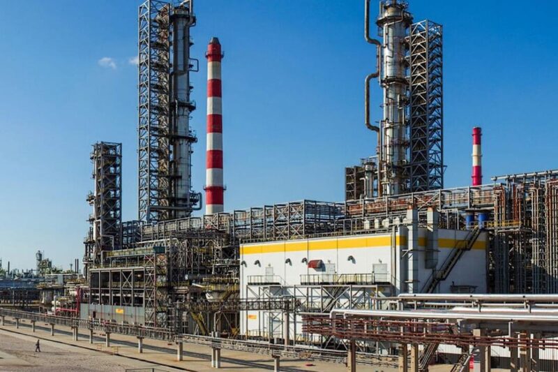 Зупинив роботу НПЗ, що постачає Москві паливо – ЗМІ