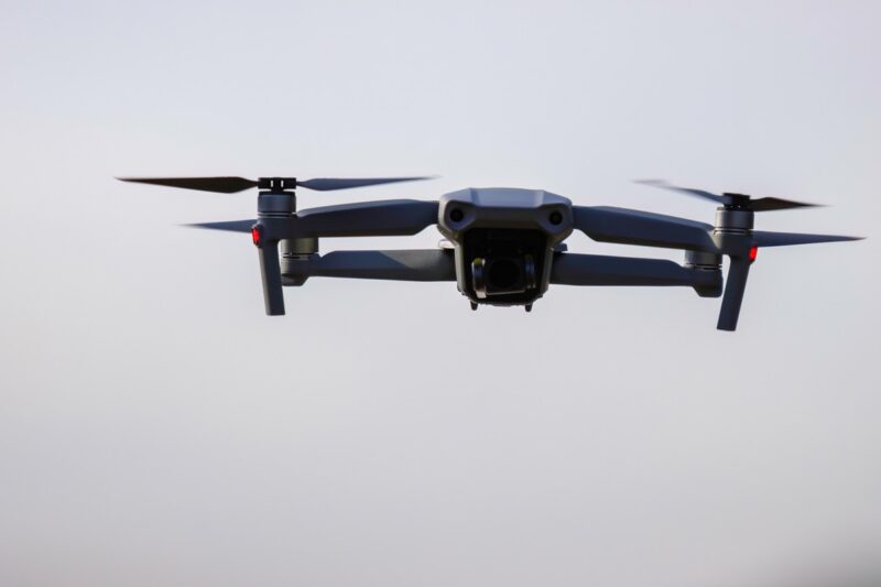 Біля аеропорту Вільнюса затримали двох операторів дронів