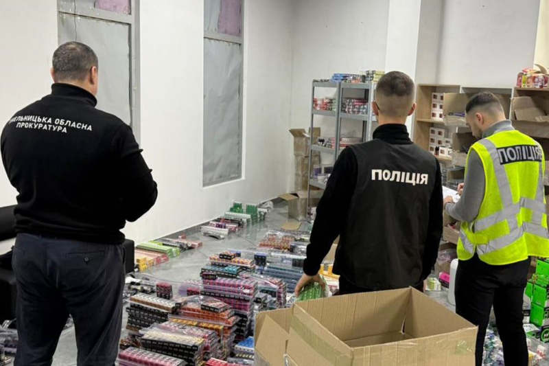 Хмельничанин налагодив нелегальне виробництво електронних сигарет