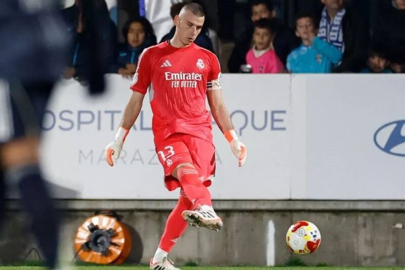 Лунін зауважує, що вся команда доклалася до того, щоб він став капітаном