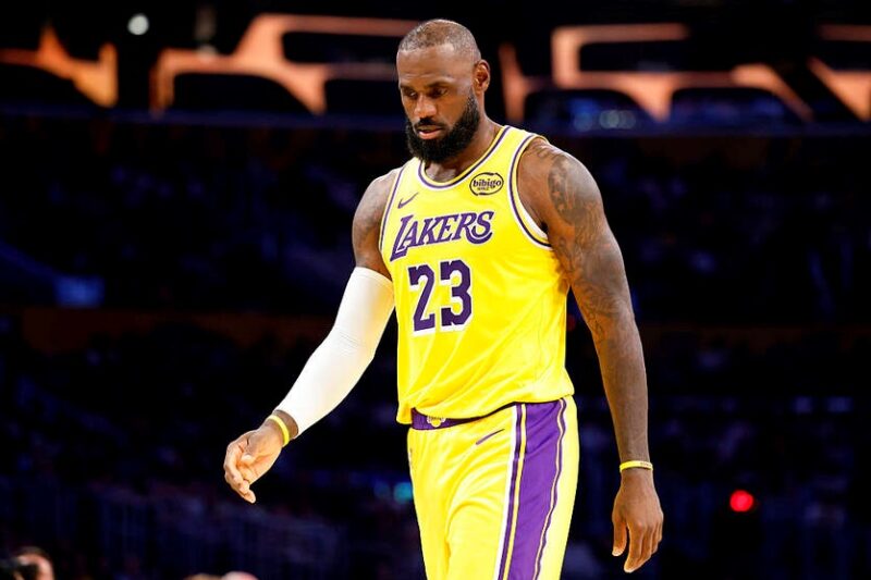 НБА: унікальна серія Леброна Джеймса добігла кінця