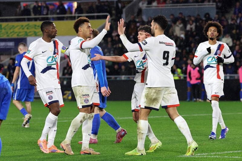 ПСЖ із Забарним легко впорався з аутсайдером у Кубку Франції