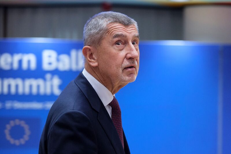 Радбез Чехії обговорить подальшу долю “снарядної ініціативи” для України