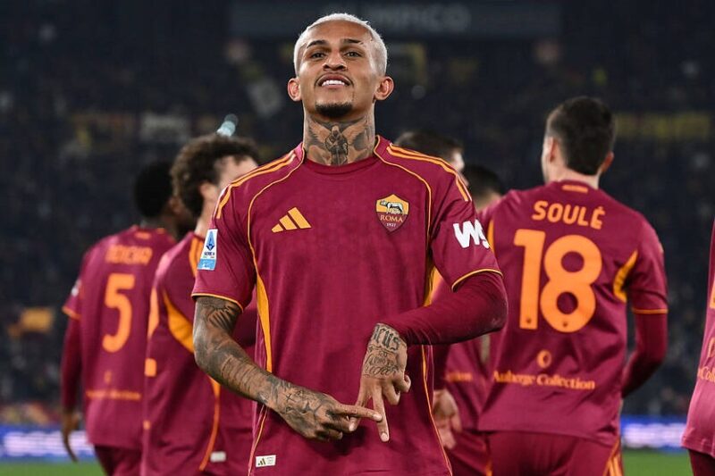 Рома впоралася без Довбика, мінімально здолавши Комо