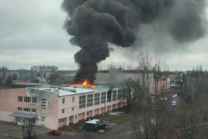 Новини України - Росія атакувала дронами спортивну школу в Шостці