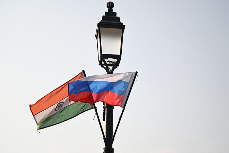 Росія попросила в Індії їжу, одяг та техніку