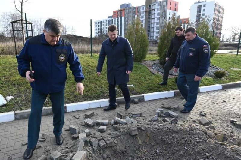 Новини світу - Росіяни впустили авіабомбу поруч з дитсадком у Бєлгороді - соцмережі