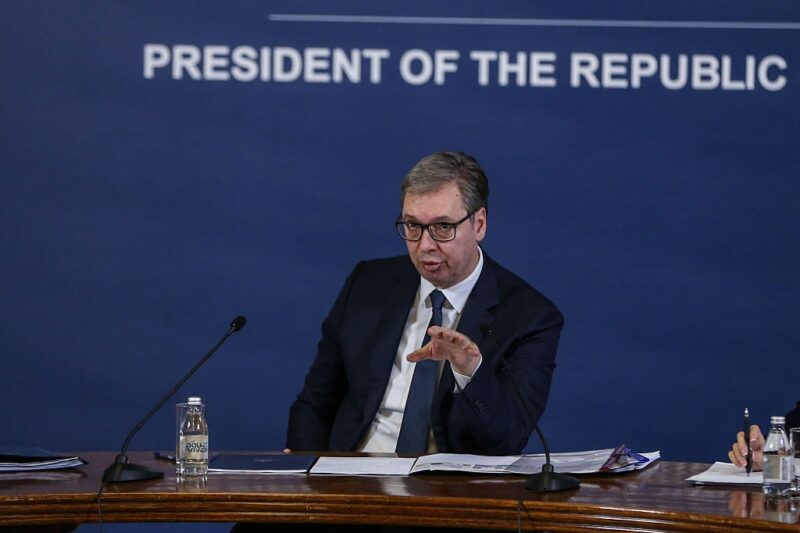 Сербія анонсувала відновлення обов’язкової військової служби