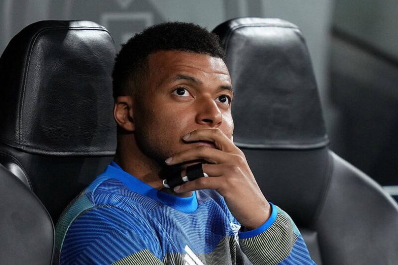 Суд зобов&rsquo;язав ПСЖ виплатити Мбаппе значну компенсацію