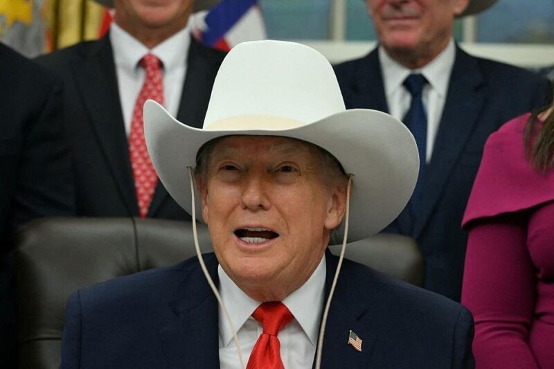 Новини світу - Трамп подав позов проти BBC на $5 млрд