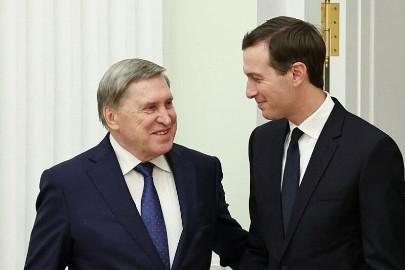 У Кремлі розповіли, хто матиме ключову роль у написанні мирного плану