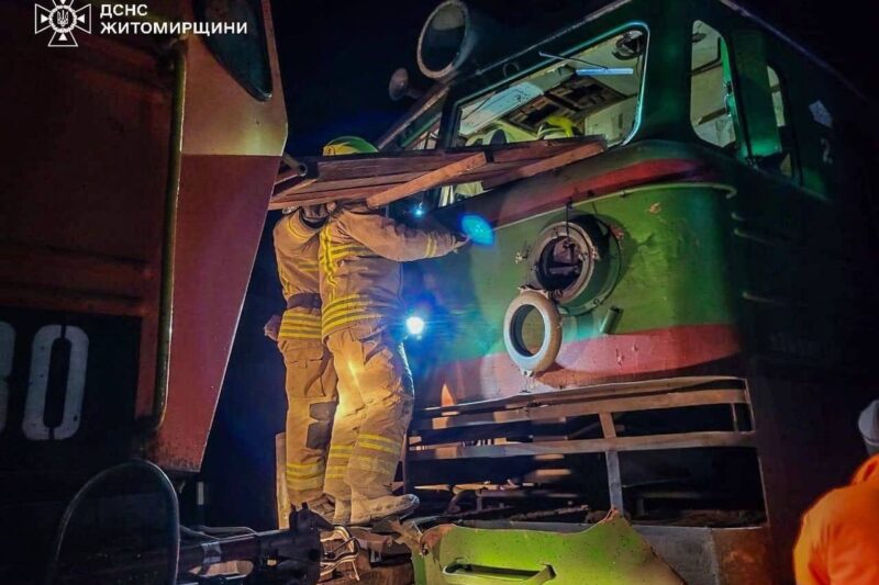 Удар по поїзду під Коростенем: БпЛА перешкоджають відновленню