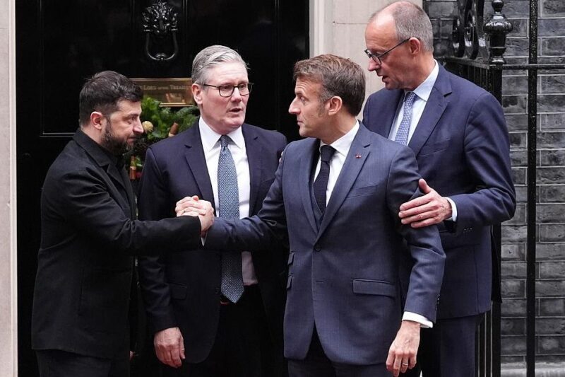 Новини України - Україна і Європа мають "багато карт" - Макрон