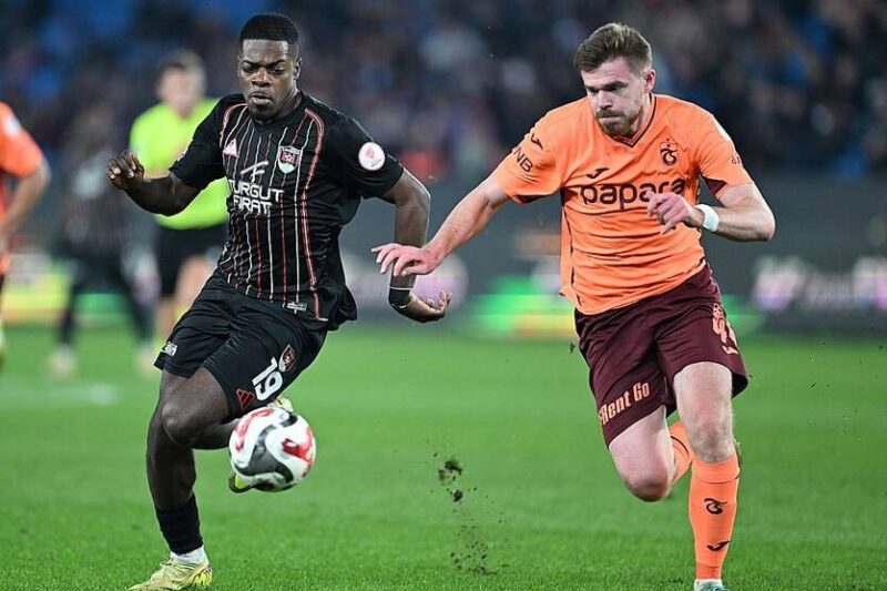 Українець став найкращим захисником чемпіонату Туреччини в листопаді