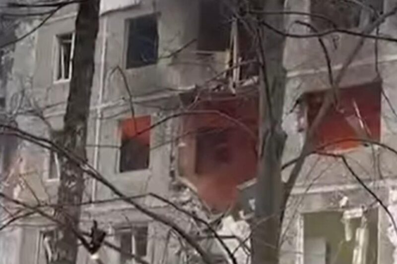 Новини України - В Чернігові дрон поцілив по багатоповерхівці: є загиблі