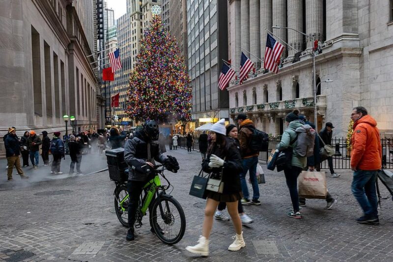 В США пропонують перевіряти соцмережі туристів