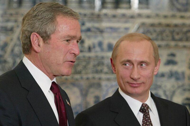 Новини світу - В США розсекретили стенограми розмов Путіна і Буша