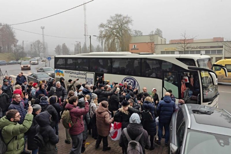 Всі звільнені білоруські політв’язні виїхали з України в Польщу та Литву