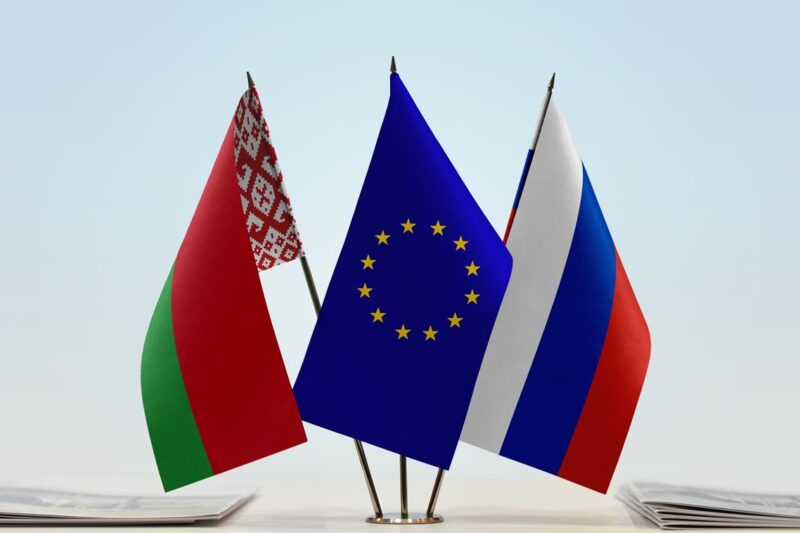 Євросоюз розширив санкції проти Росії та Білорусі