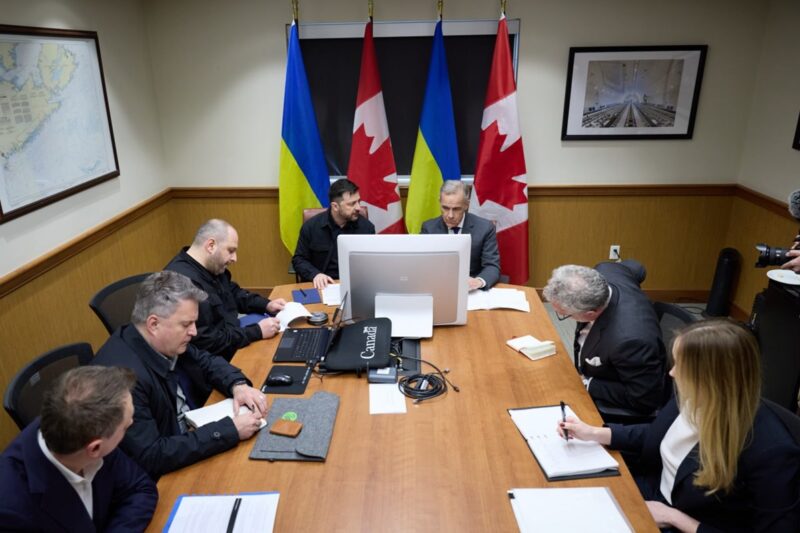 Зеленський анонсував ще одну зустріч з лідерами Європи і Канади