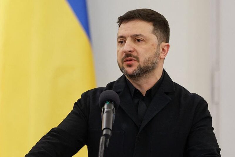 Зеленський пояснив, що зупинить війну в Україні