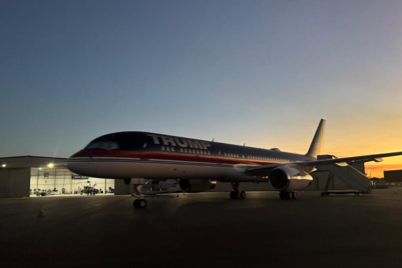 Зеленський прибув до США