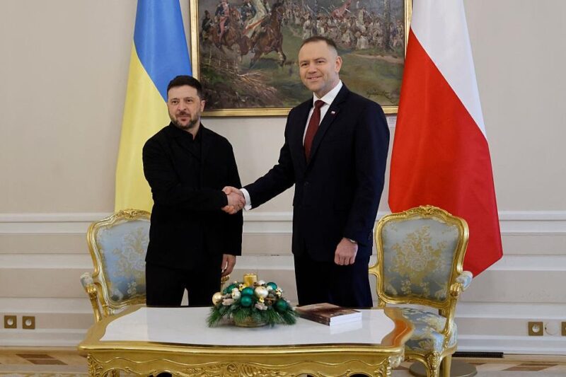 Зеленський вперше зустрівся з Навроцьким