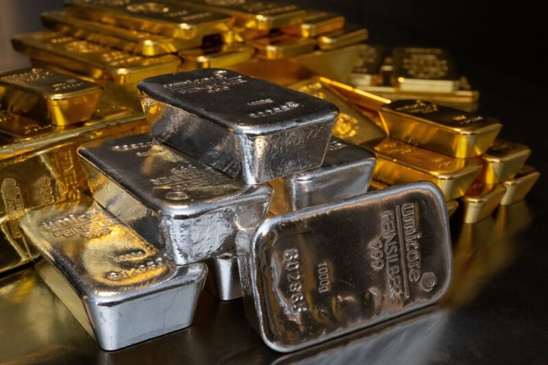 Золото та срібло оновили історичні максимуми