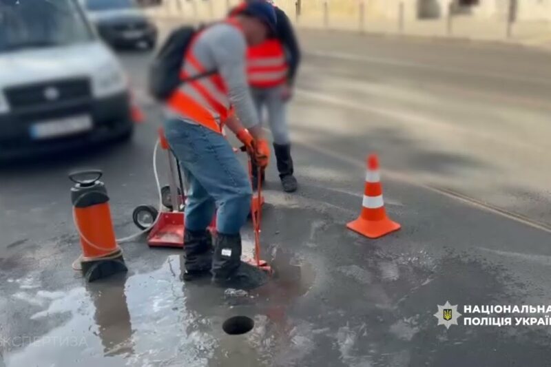 Розікрали на ремонті вулиці понад 4,5 млн грн: поліція Києва оголосила підозру посадовцям