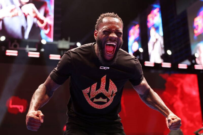 Бій між Усиком і Вайлдером перенесли – американець змінив плани