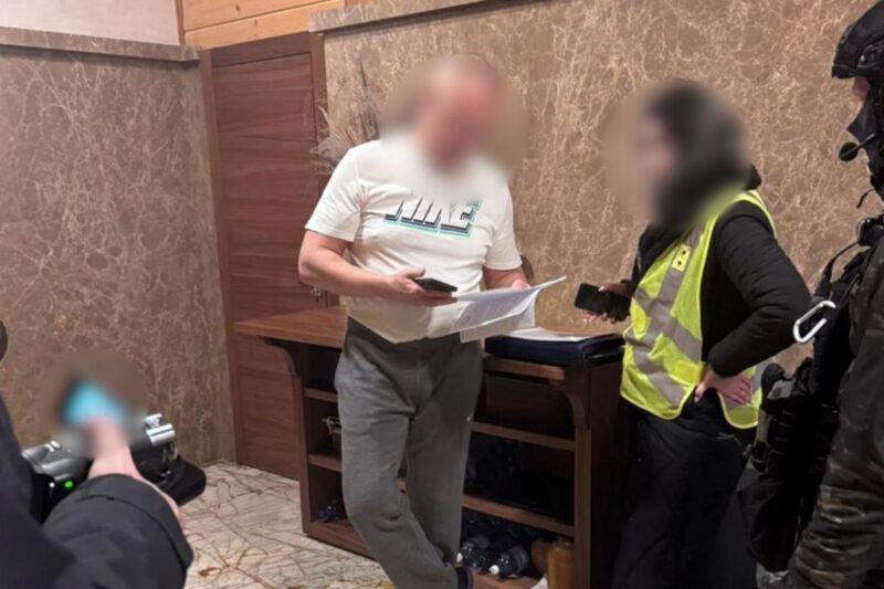 Екс-нардепу оголосили про підозру в захоплення землі в Києві