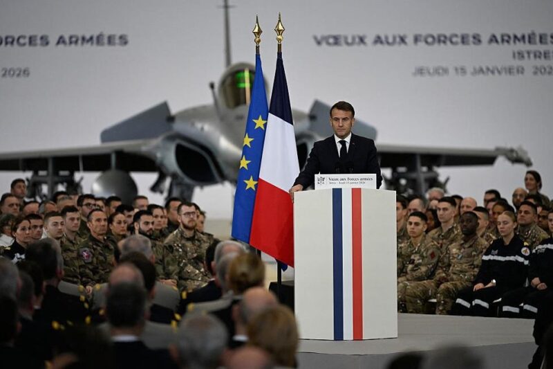 Франція відправила в Гренландію військовий контингент